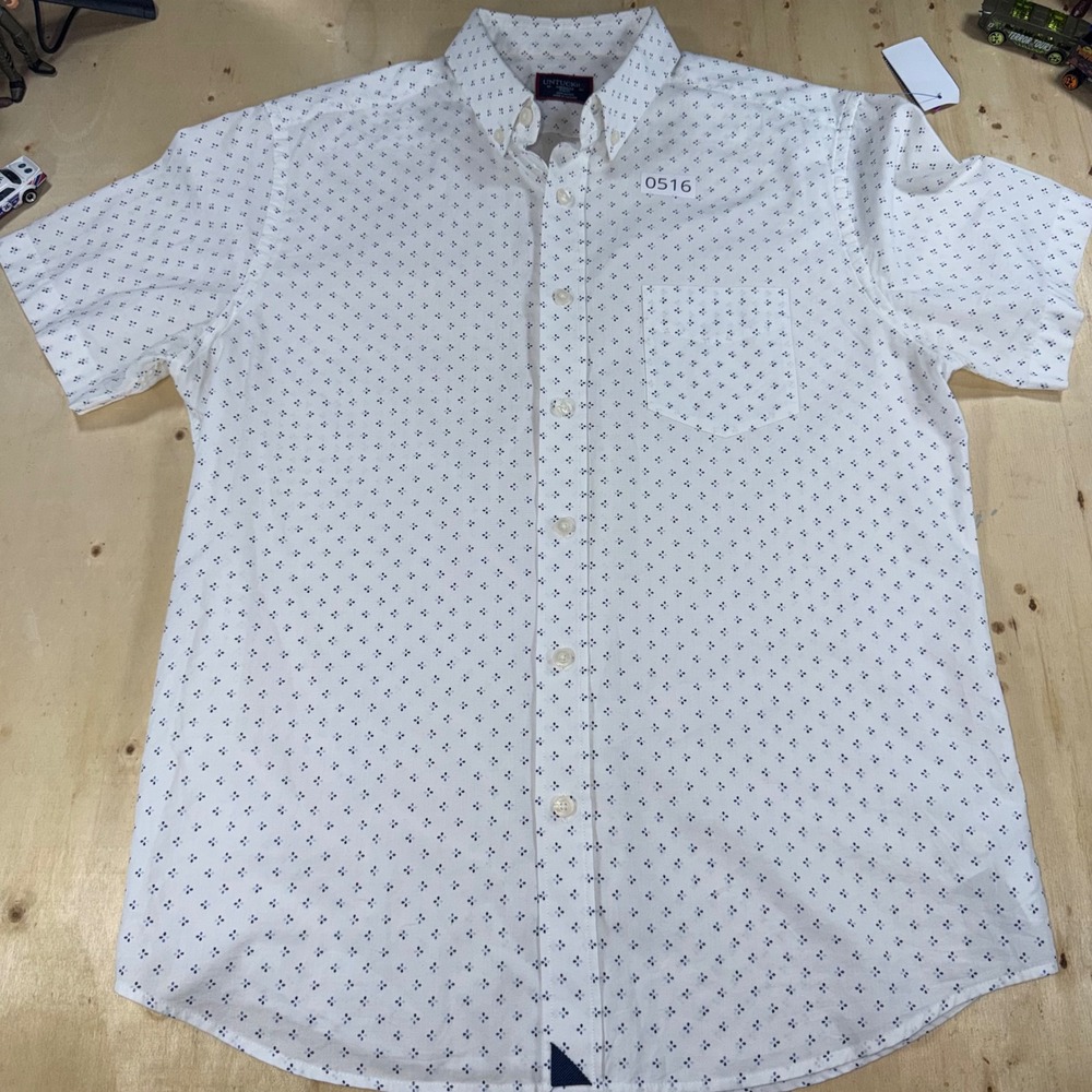 UNTUCKit Mens M Slim Fit White Geometric Print Short Sleeve Button Down Shirt